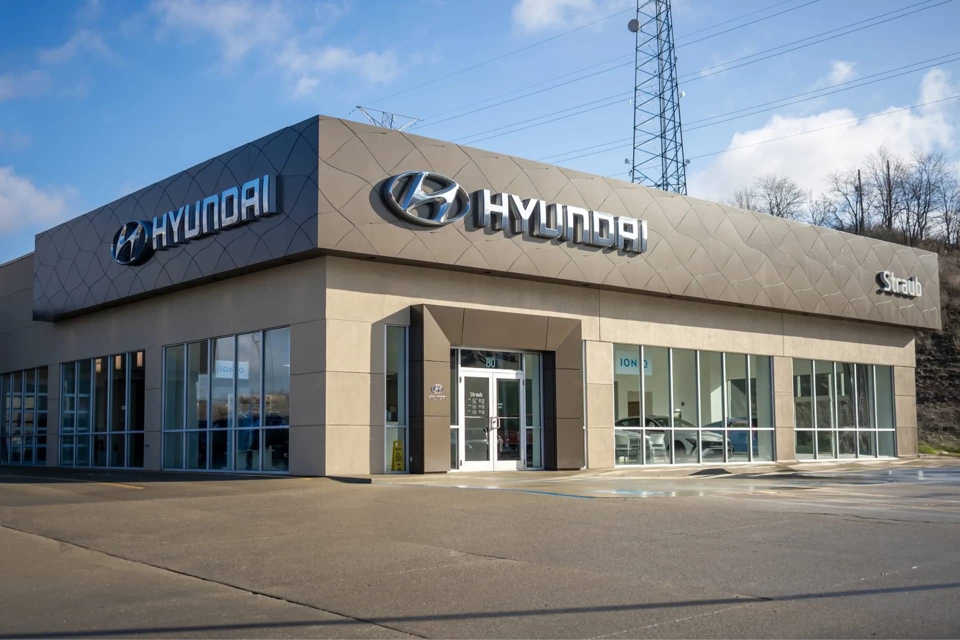 Straub Hyundai